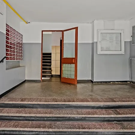 Garsoniera Regim Hotelier Lux Hanul Drumetului Бухарест